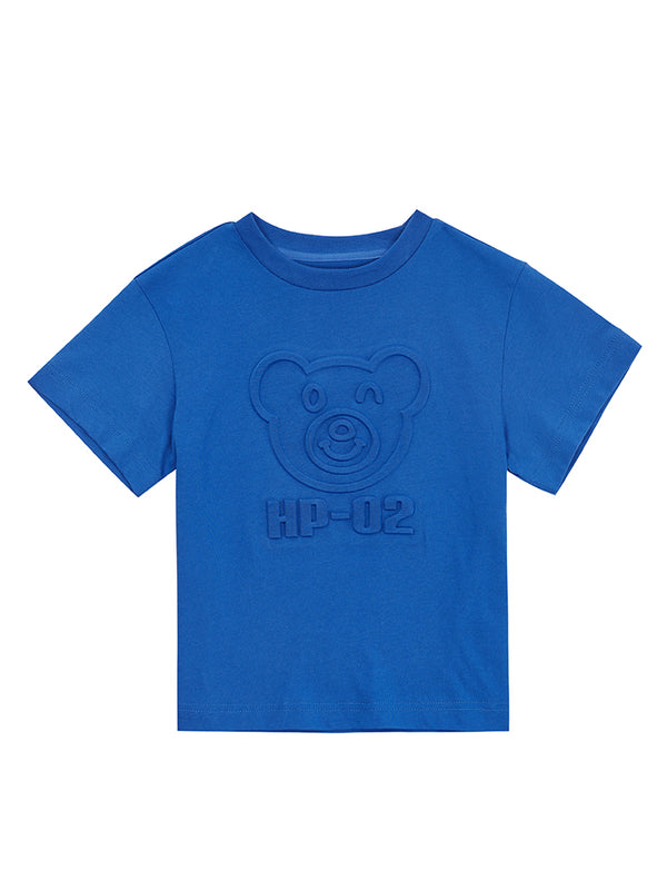 t-shirt with prominent print